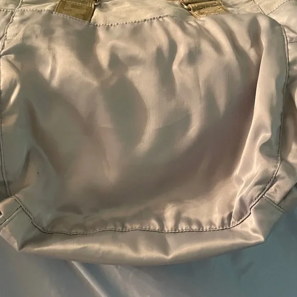 PINK Victoria's Secret Beige Travel Bag in EUC - Picture 7 of 16